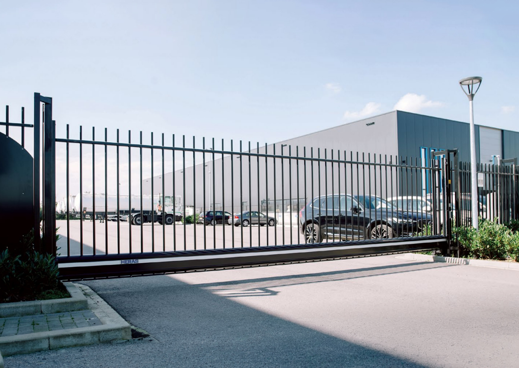 Delta Cantilever Sliding Gate System